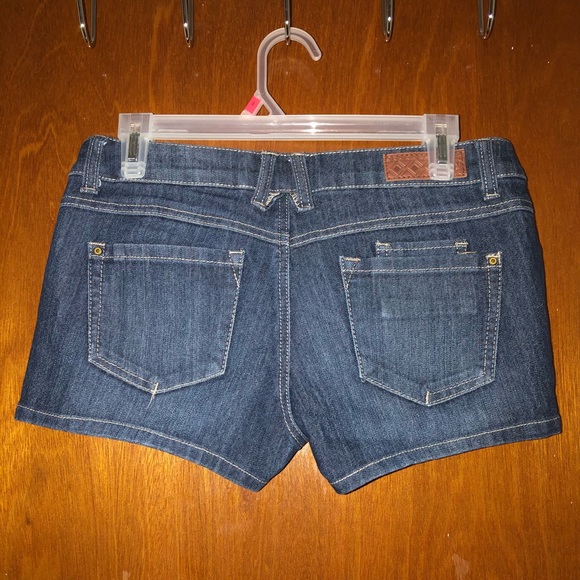 🌸 2 for $25 🌸 Denim Shorts - Picture 2 of 3